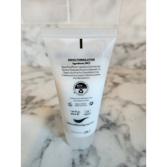 Travel Size DU Skin Care Experts Set Shampoo Conditioner Body Lotion & Bath Gel - Picture 5 of 9